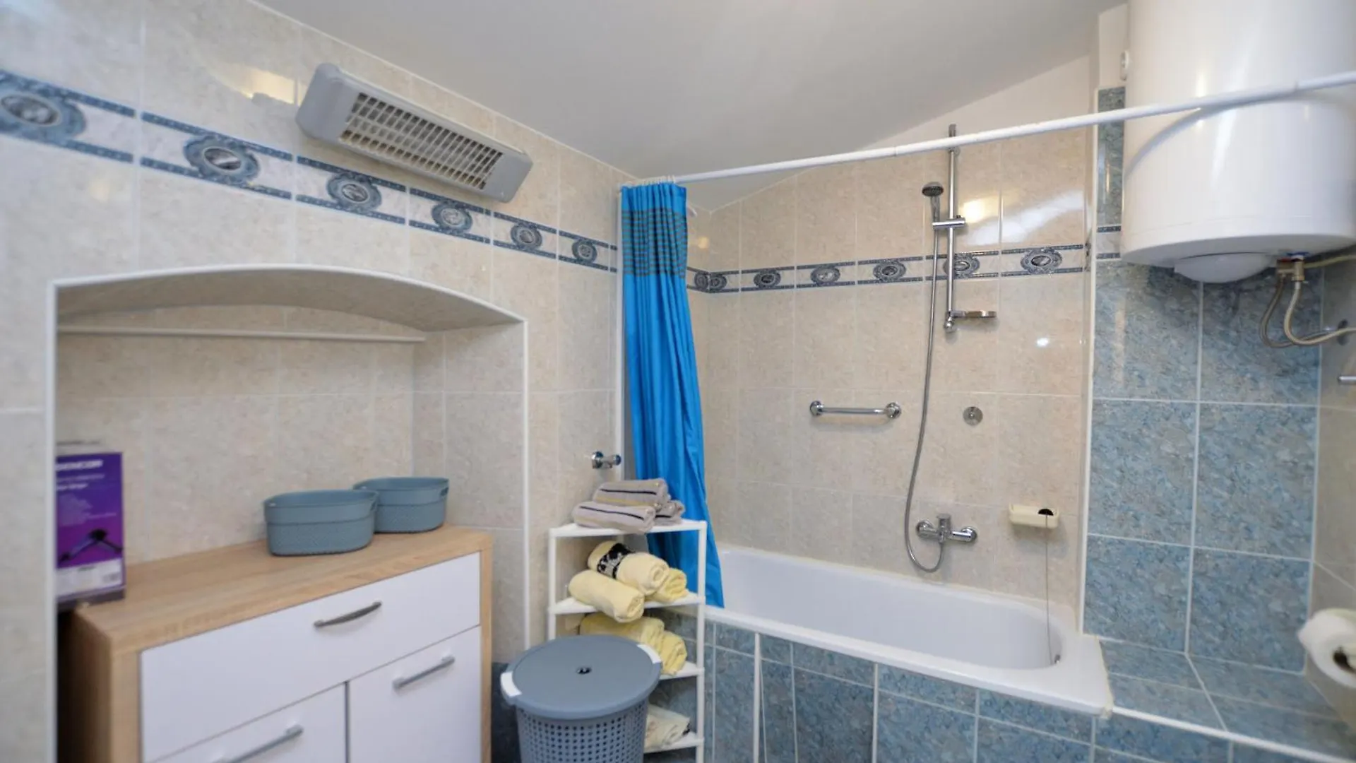 Apartments Lory Rabac