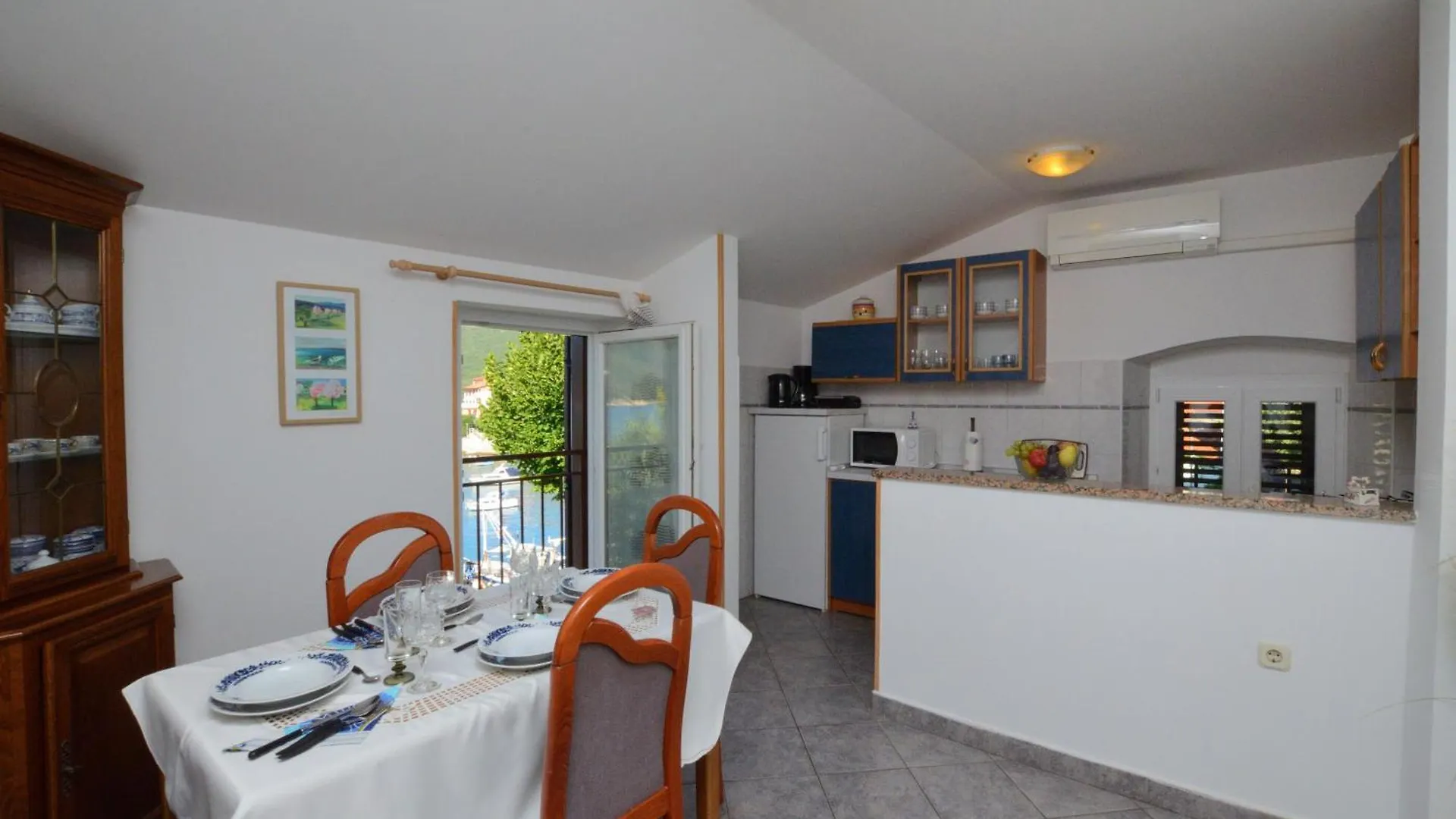 Apartments Lory Rabac